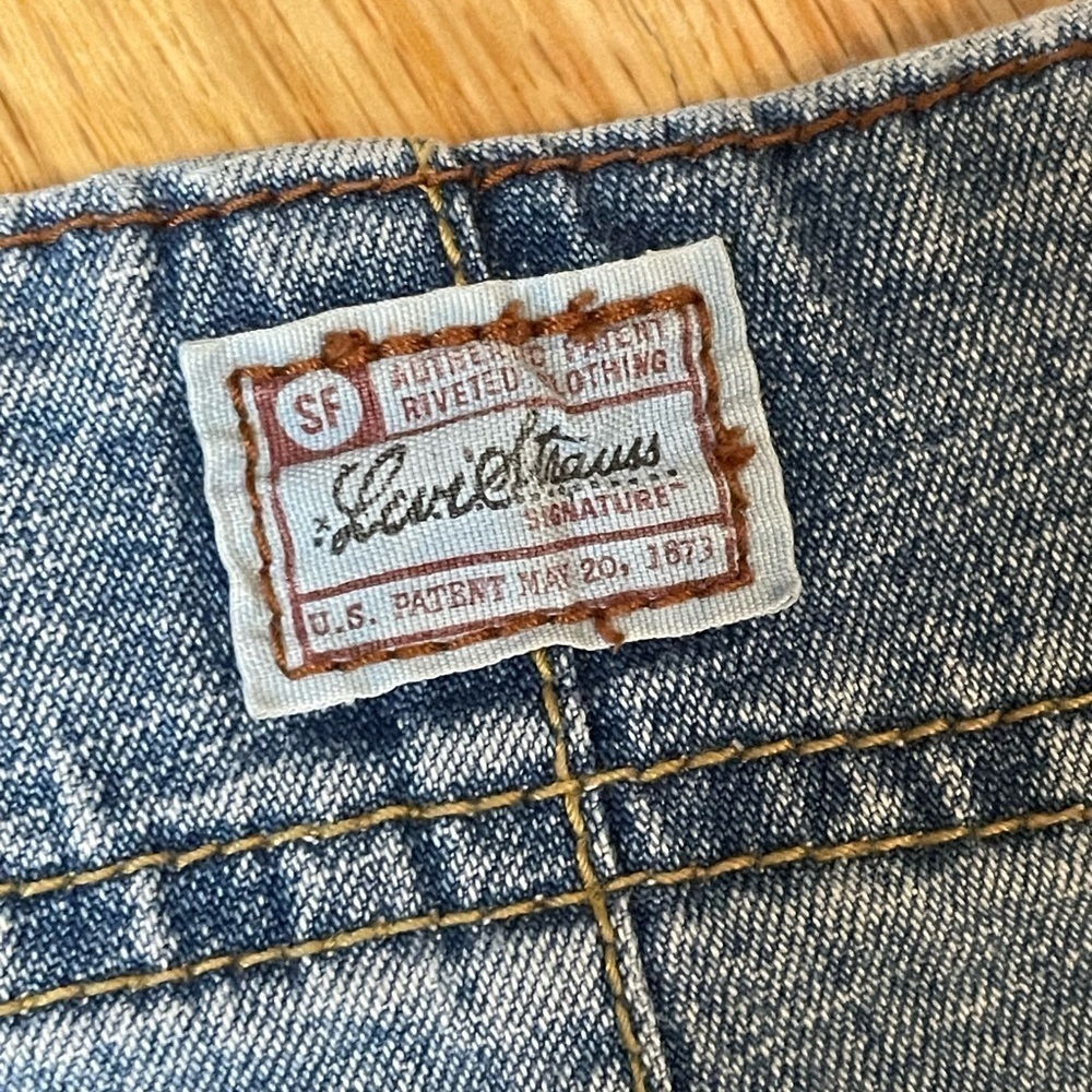 Levi Strauss Signature Capri's Size 6 - Picture 9 of 12